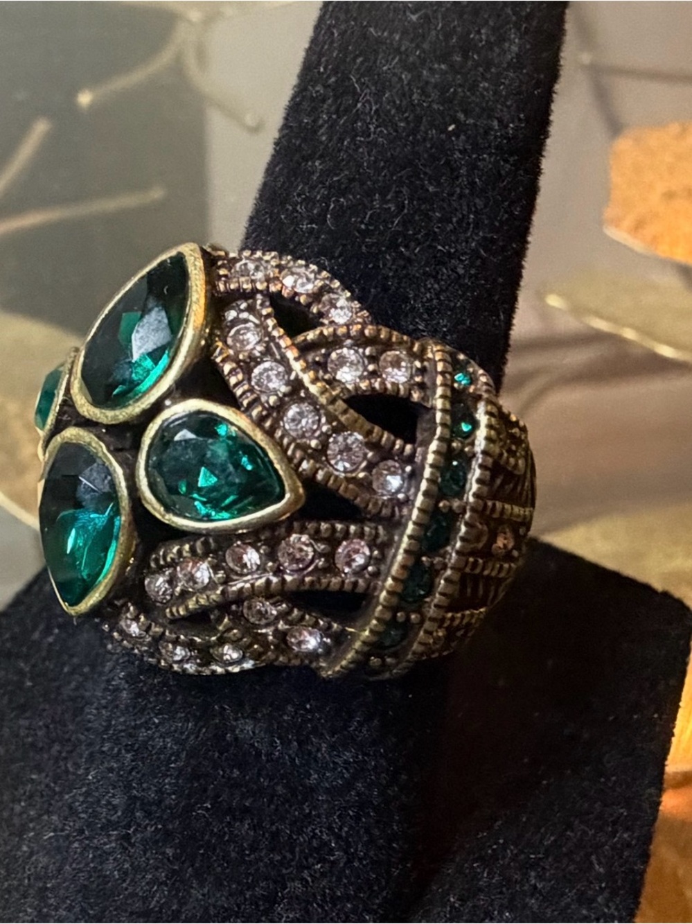 Heidi Daus "Emerald City" Cocktail Ring Size 6 - Picture 3 of 9